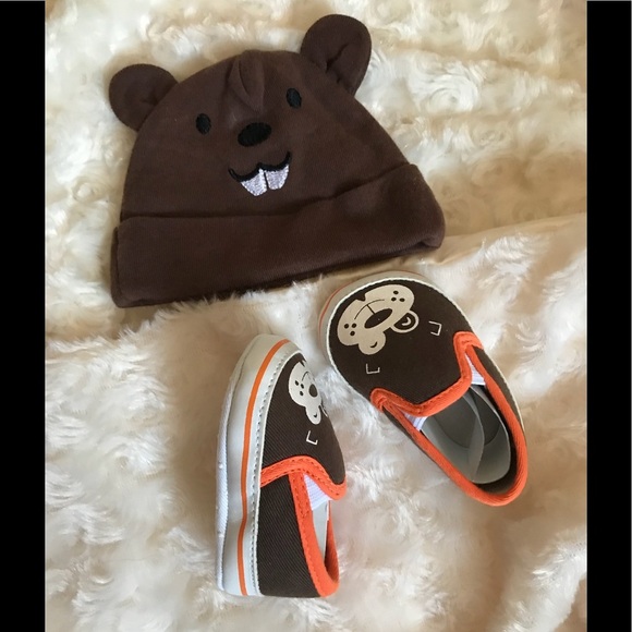 2 piece Baby Monkey Shies And Beanie Cap - Picture 1 of 8